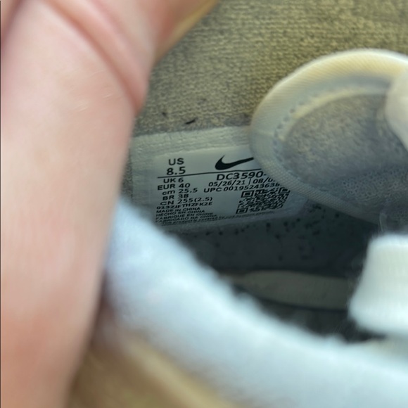 Nike Air Force 1 Sneakers - Picture 10 of 11